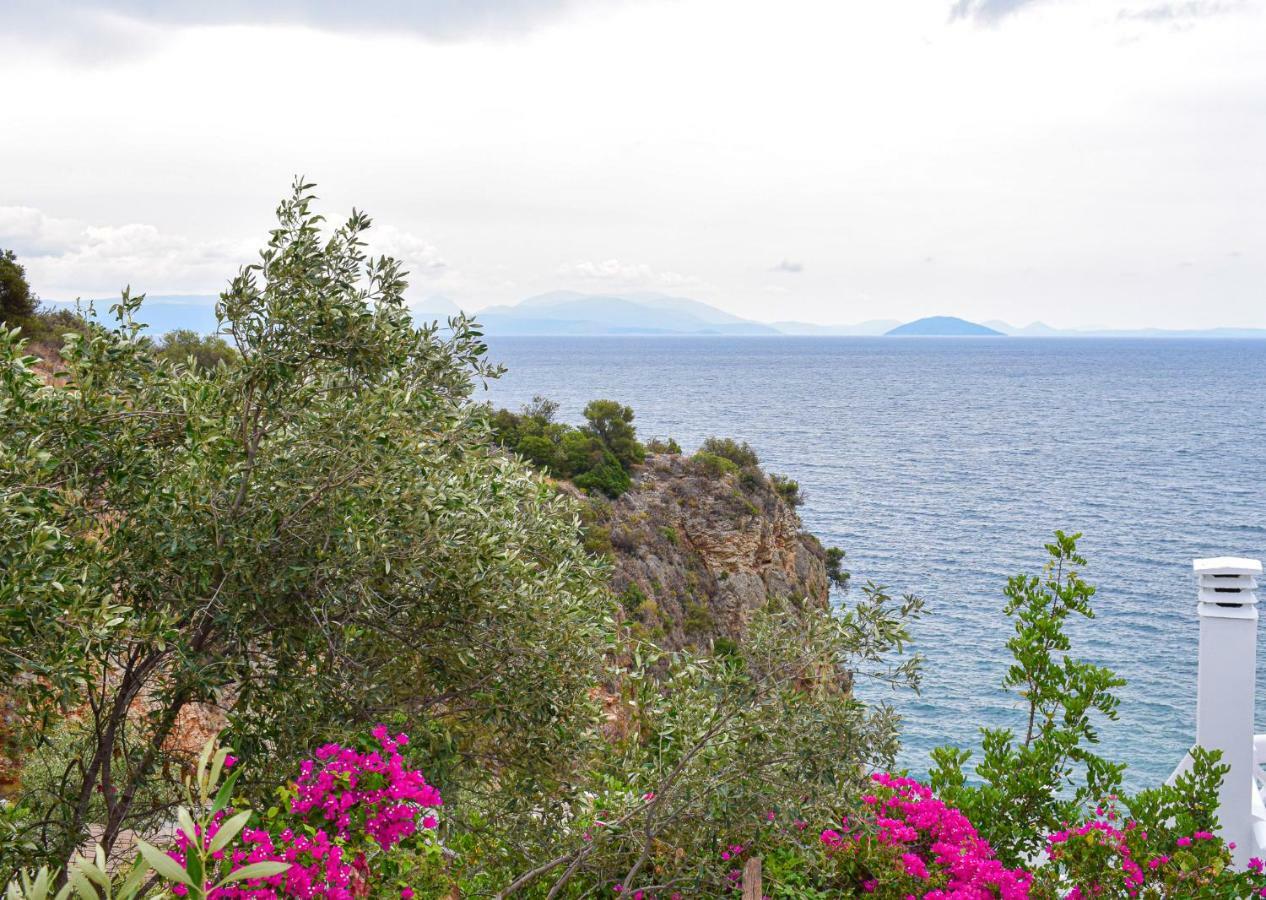 Muses Seaside Villas Parálion Ástros Bagian luar foto